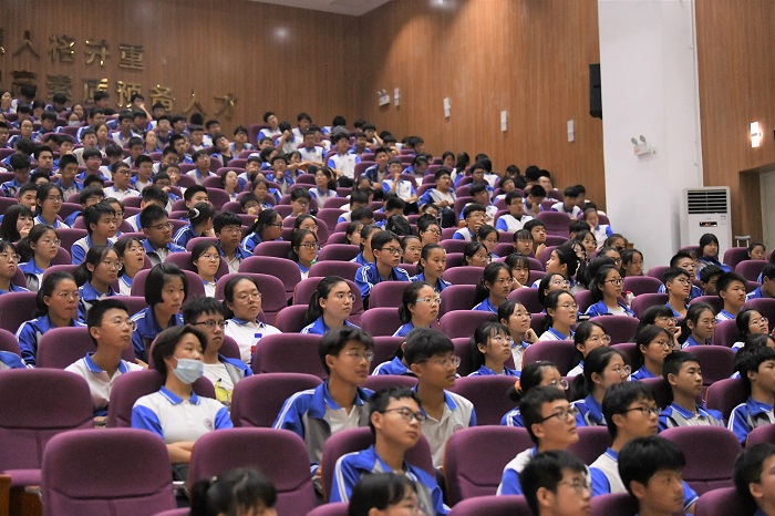 1621822267860042172.jpg 2.jpg