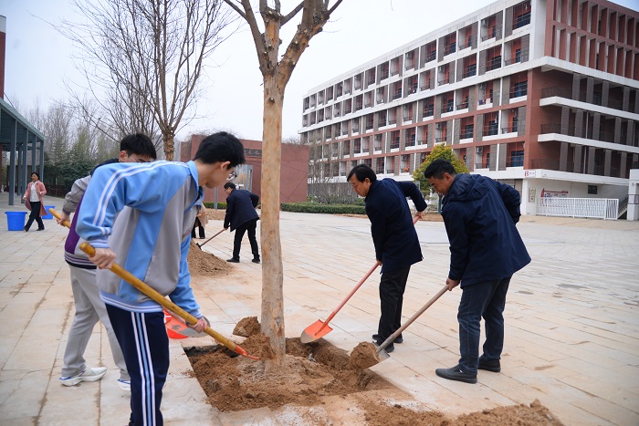 1741663081938065826.jpg 2.jpg